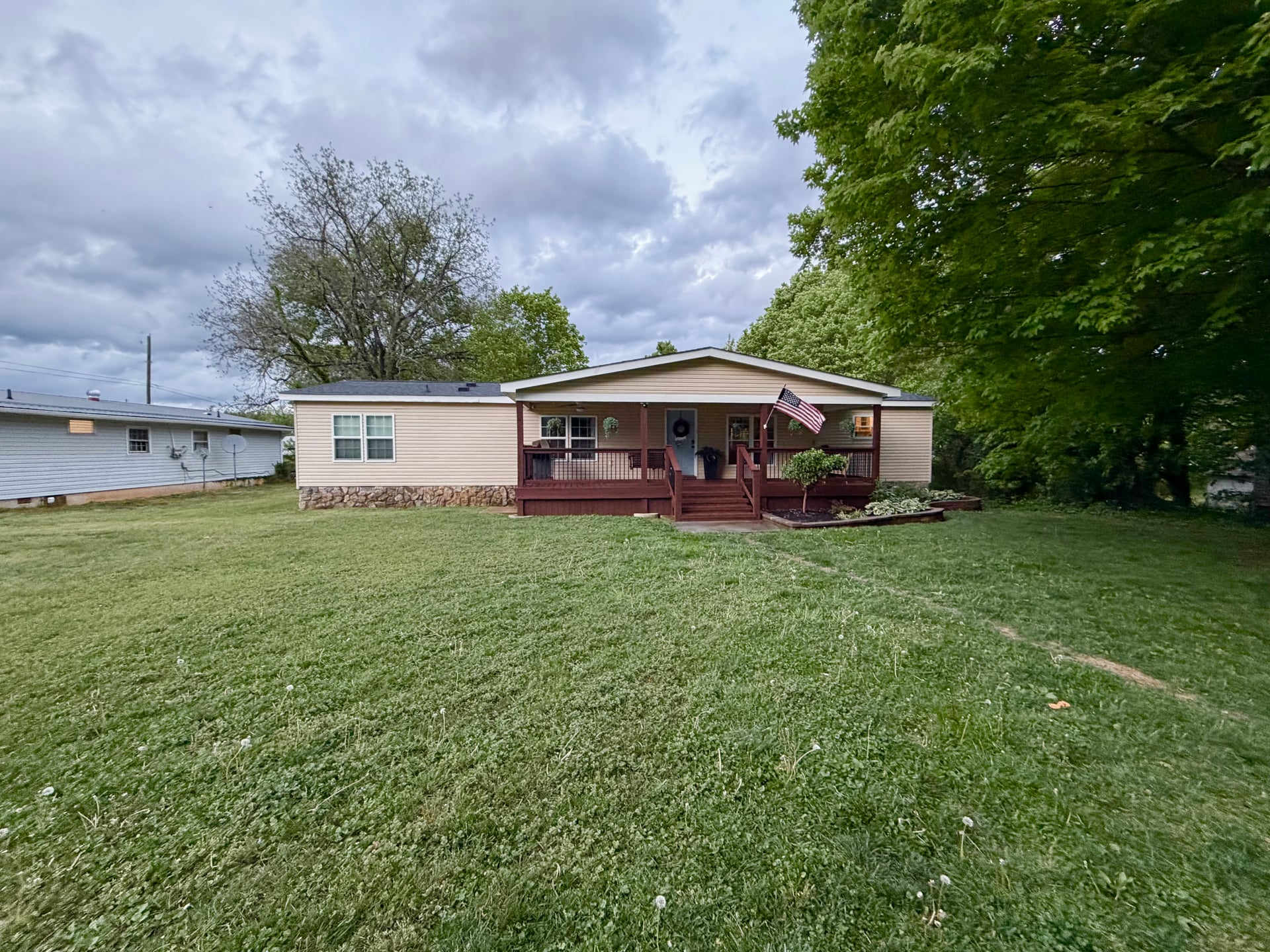 293 Holcombe Ave, New Castle, VA